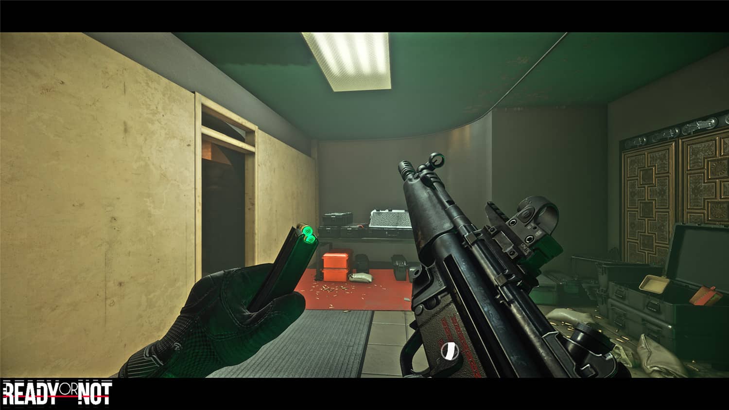 《严阵以待》v94572中文版 《严阵以待》v94572中文版