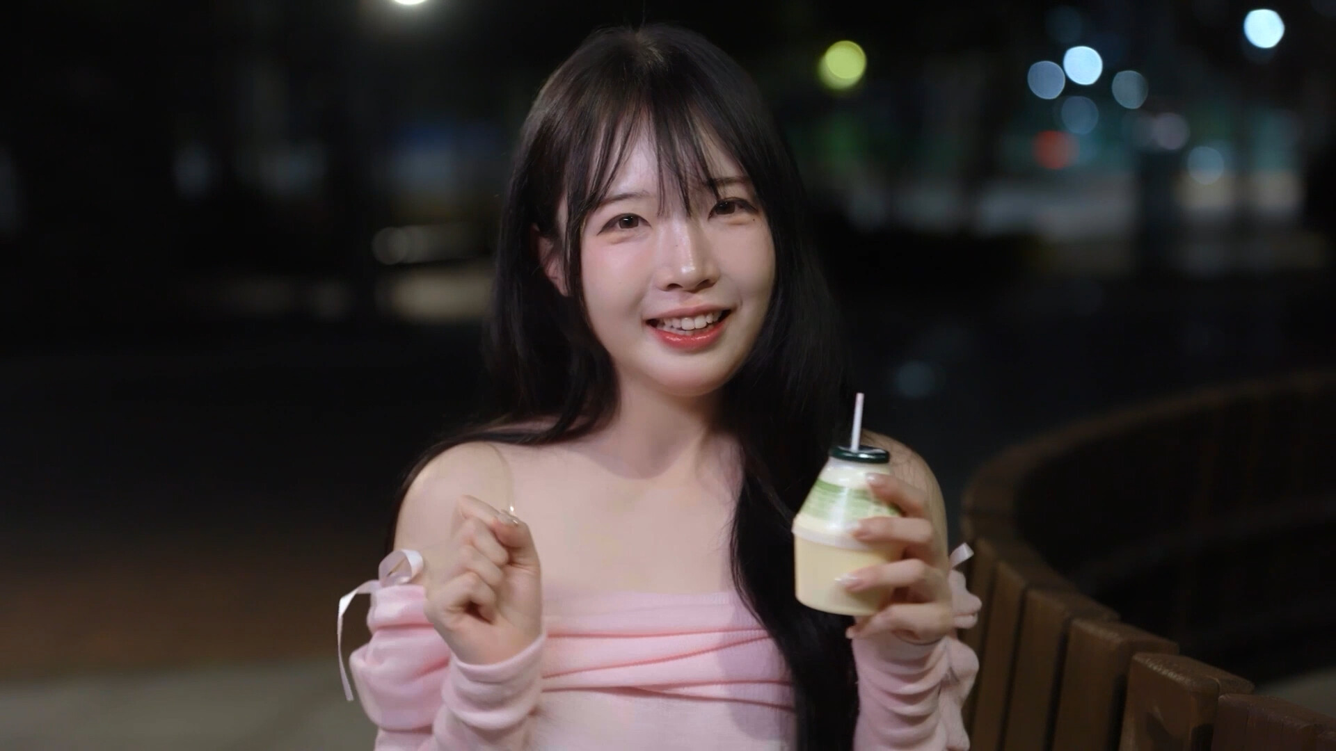 嘘, 美女拍摄中/Heroines Through My Lens